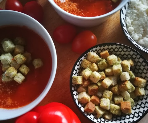 Kremowa zupa pomidorowo - paprykowa