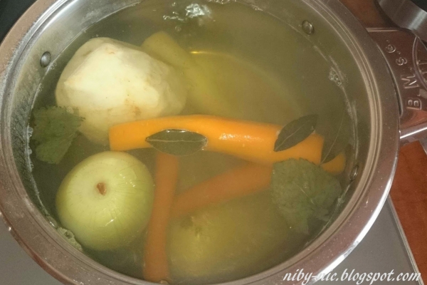 Bulion warzywny - baza pod zupę
