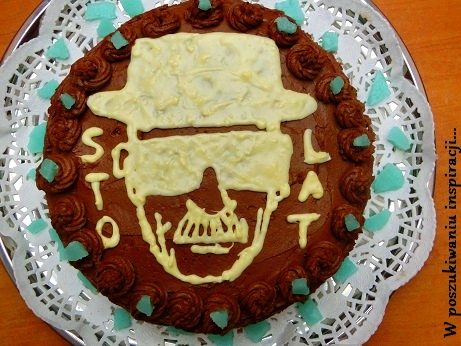 Breaking bad na słodko, czyli czekoladowy tort urodzinowy z Heisenbergiem
