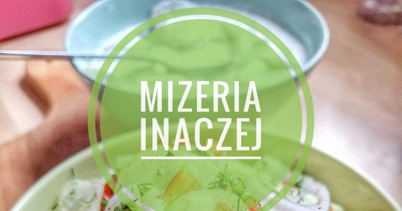 MIZERIA INACZEJ (sałatka z ogórków z koperkiem i chili)