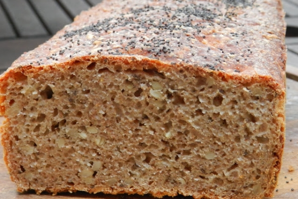 Chleb  żytni z mąką orkiszową 