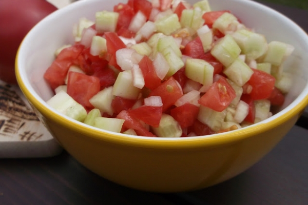 Salsa pomidorowo- ogórkowa
