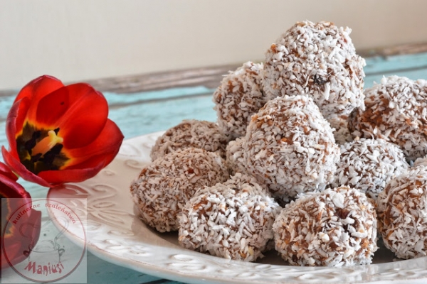 Domowa czekolada - kuleczki w kokosie