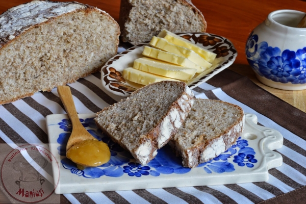 Chleb pszenno-razowy z miodem