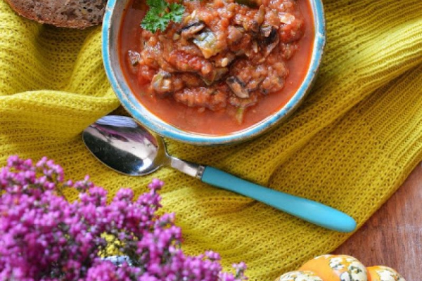 Bigos z cukinii