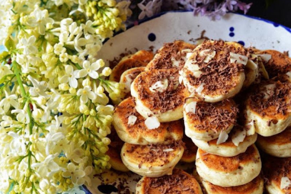 Mini placuszki na śniadanie mini pancakes