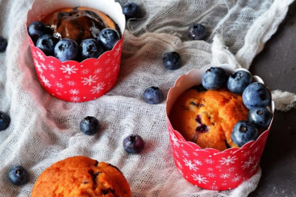 Muffinki jogurtowe z borówkami