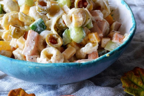 Sałatka z tortellini