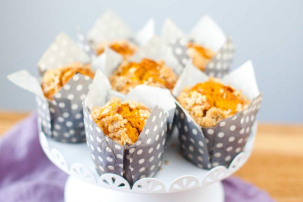 Muffinki dyniowe z orzechową kruszonką