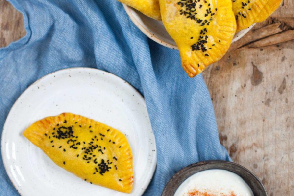 Pieczone pierożki z dynią i soczewicą