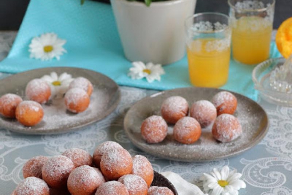 Pączki serowe z cytrusami