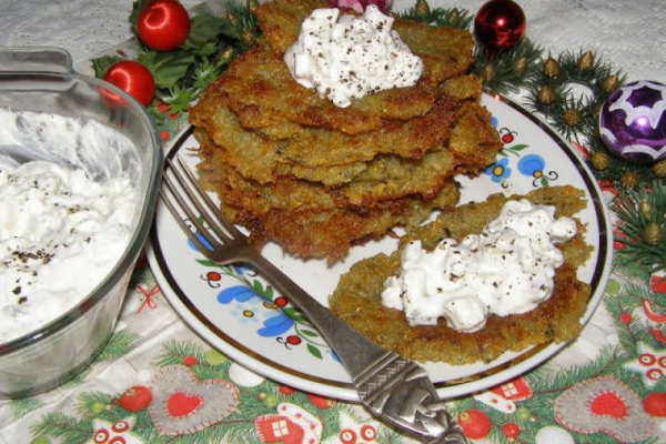 wigilijne placki z brukwi, ziemniaków ze śledziem w śmietanie...