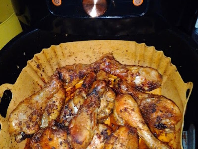 4 składniki na pikantne pałki kurczaka z airfryer...