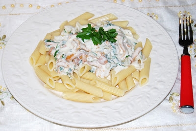 Penne z sosem kurkowym