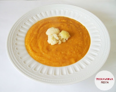 Zupa krem z kalafiora i soczewicy