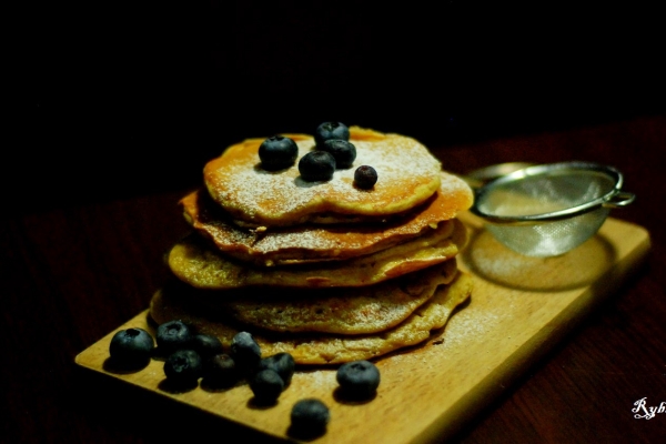 Pancakes z borówkami- Zdrowe ;)