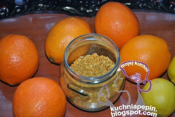 Sproszkowana pomarańcza ---   arancione in polvere 