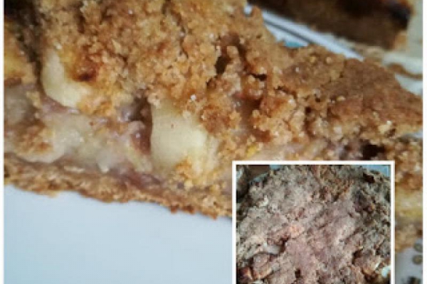 kruchy jabłecznik z mąki orkiszowej