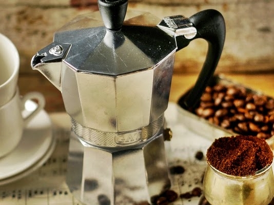 Jak przyrządzić kawę w kawiarce