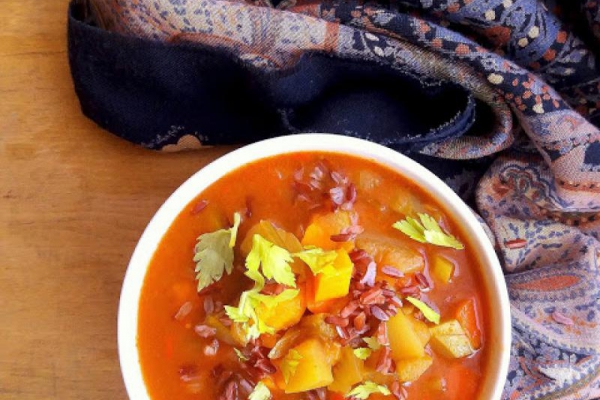 Zupa z ryżem i słodkimi ziemniakami / Sweet Potato and Rice Soup