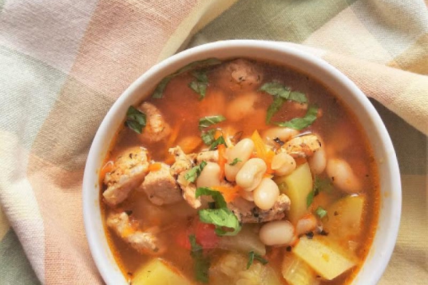 Zupa ze schabem i fasolą / Pork and White Bean Soup