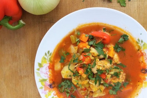 Zupa gulaszowa z kurczakiem / Chicken Goulash Soup