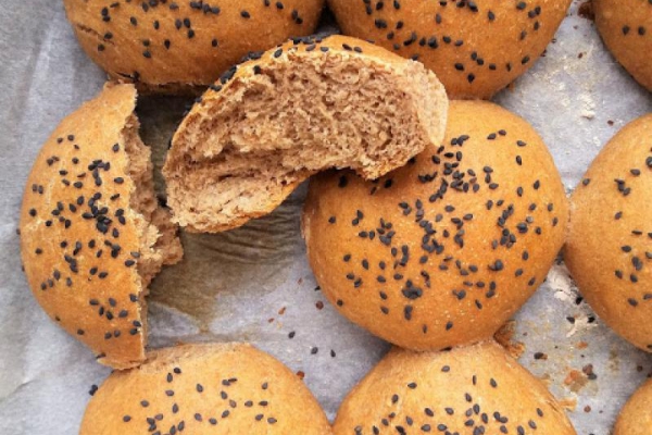 Bułki orkiszowe (miękkie i puszyste) / Soft Spelt Rolls