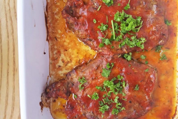 Karkówka w keczupie / Pork Neck Fillets Baked in Ketchup