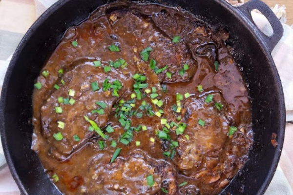 Szynka w sosie własnym / Ham Chops in Gravy