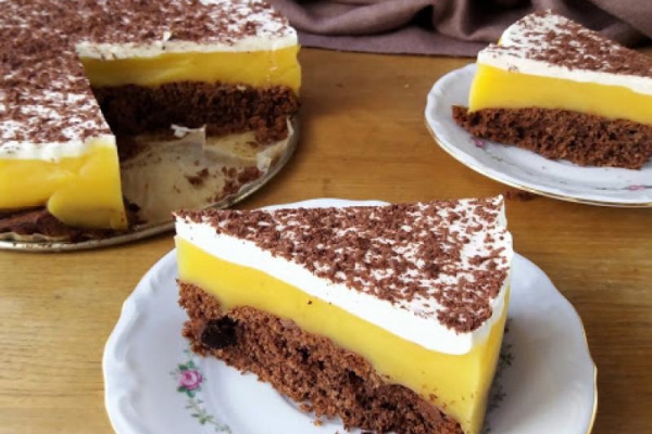 Torcik bezglutenowy (owsiany) z budyniem / Gluten Free Layer Cake