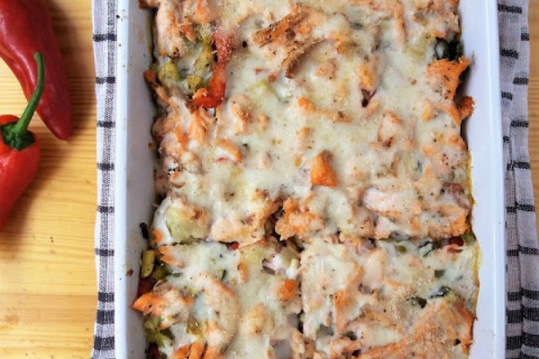 Ziemniaczana zapiekanka z łososiem i beszamelem / Potato Salmon Casserole