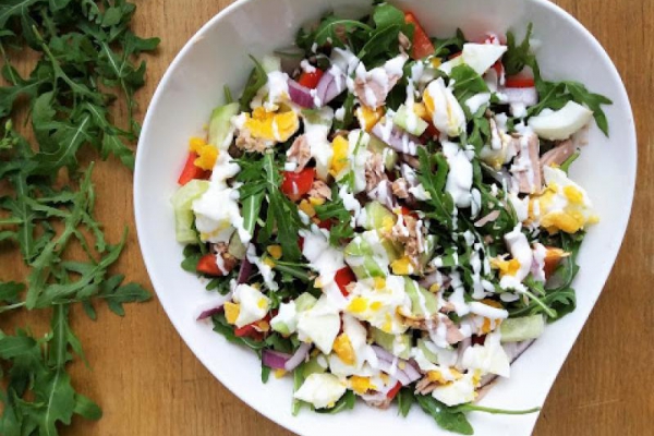Szybka sałatka z tuńczykiem i rukolą / Quick Tuna And Arugula Salad
