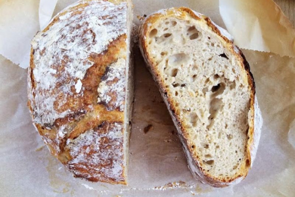 Chleb nocny na zakwasie (z garnka) / Overnight Sourdugh Bread