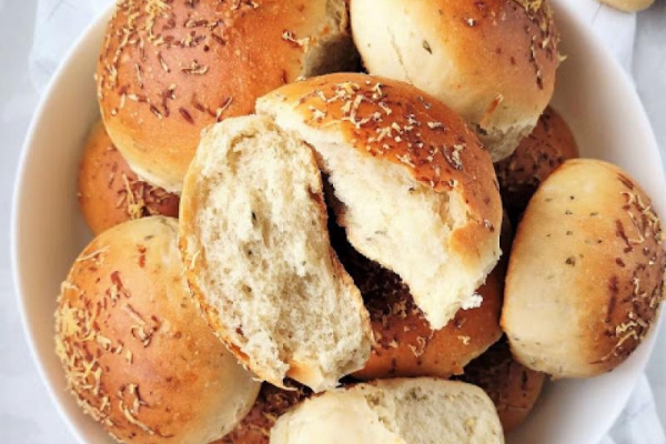 Bułki z parmezanem i oregano / Parmesan Oregano Buns