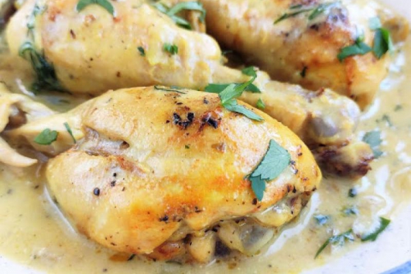 Pałki z kurczaka w sosie własnym / Chicken Drumsticks in Gravy
