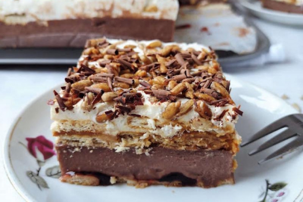 Ciasto Casablanca z kajmakiem bez pieczenia