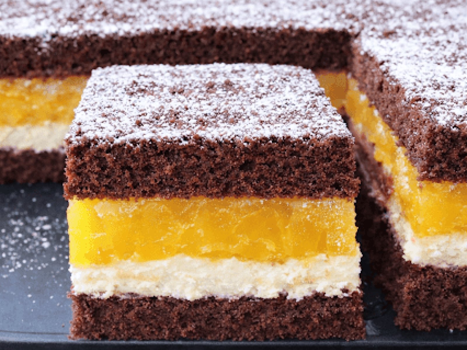 Ciasto Brzoskwiniowy Przekładaniec