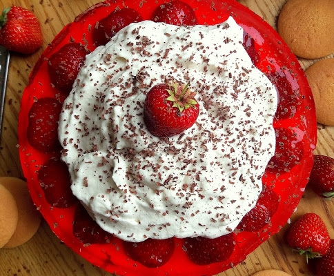 Pianka truskawkowa / Strawberry Jello Cake