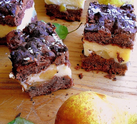 Ciasto z gruszkami i budyniem / Chocolate pudding cake with pears