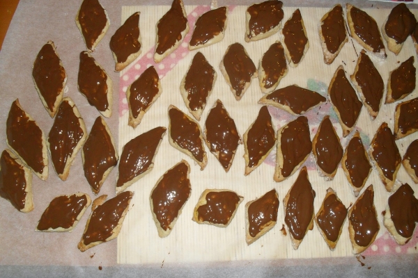 Mostaccioli - włoskie ciasteczka