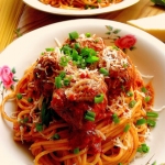 Spaghetti z klopsikami /...