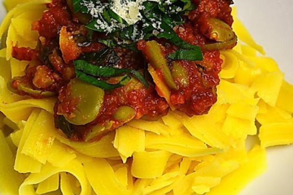 Tagliatelle z warzywami