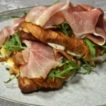Croissant wytrawnie na...