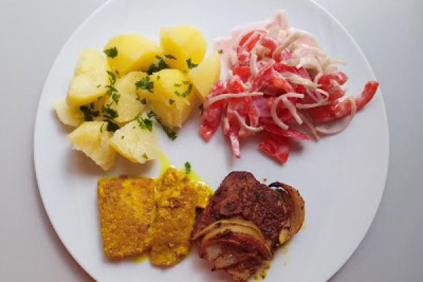 4x inspiracje września: pyszne tofu x2, sałatka z pieczonych buraków, dżem z cukinii i wege kiełbaski