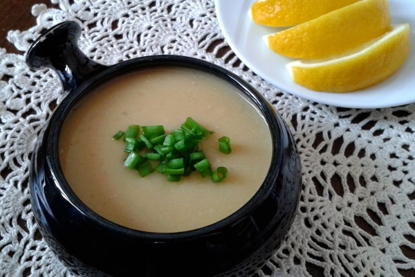 Zupa soczewicowo-imbirowa, Shang Hai