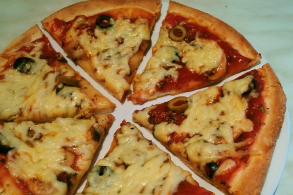 Pizza (Ciasto na Pizzę) z Kaszą Manną