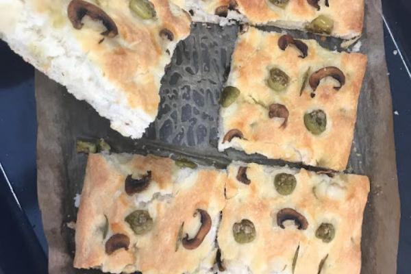 Focaccia bez zagniatania - włoskie pieczywo