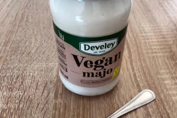 Majonez wegański  Develey   Vegan majo  (produkt bezglutenowy)