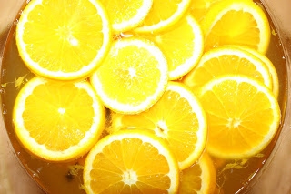 Błyskawiczna nalewka pomarańczowo-goździkowa