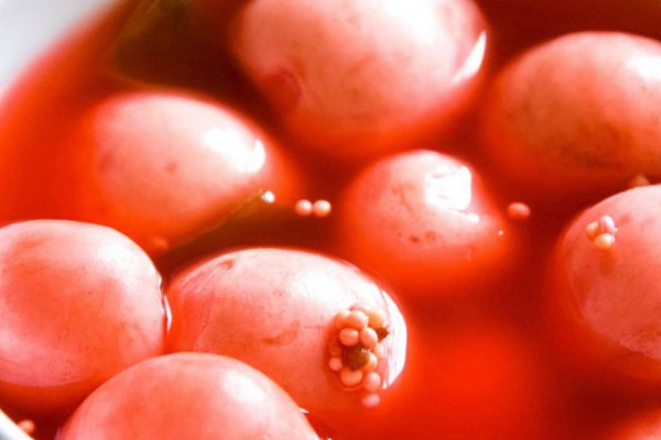 Kiszone rzodkiewki i czosnek o aromacie limonki